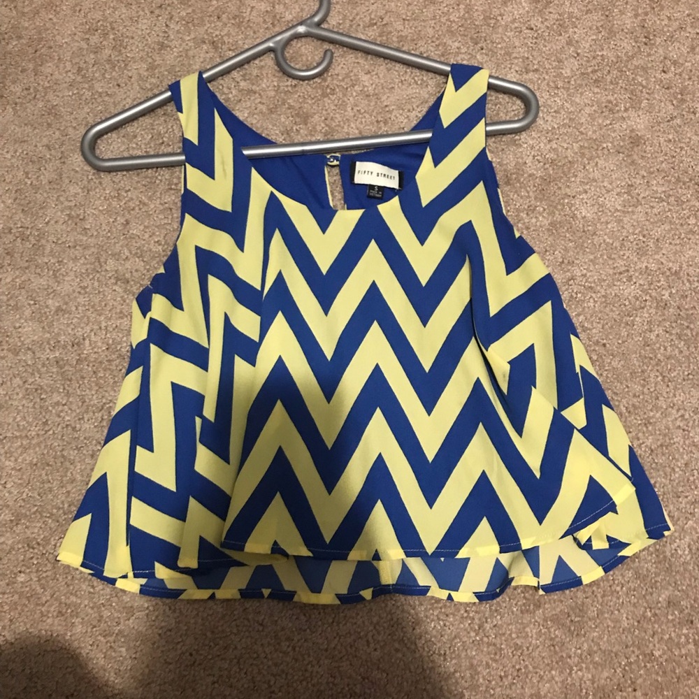 Crop top
